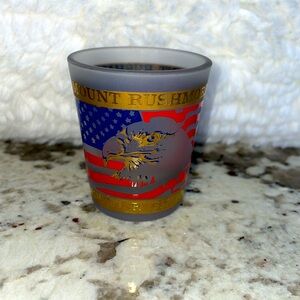 Vintage Mount Rushmore Shot Glass.